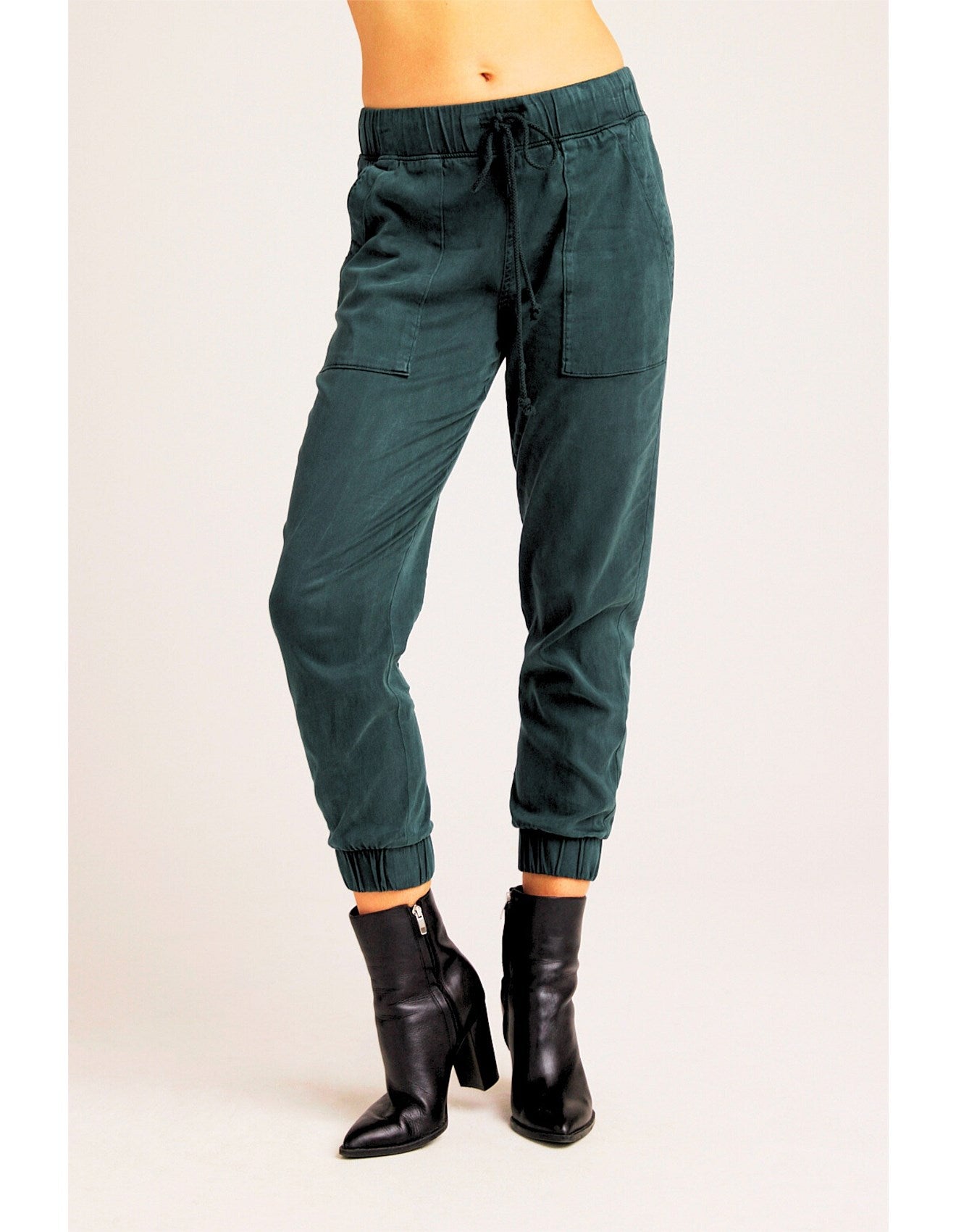 Jade Night || Pocket Jogger